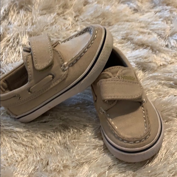 Pair of khaki canvas Sperrys - Picture 4 of 6